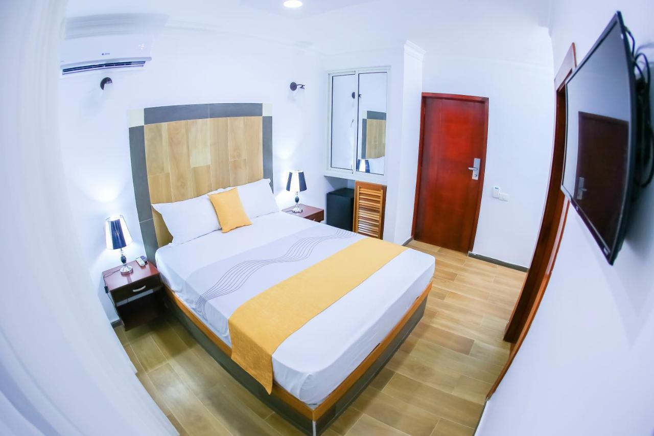 Hotel Vicentina Бока-Чика Экстерьер фото